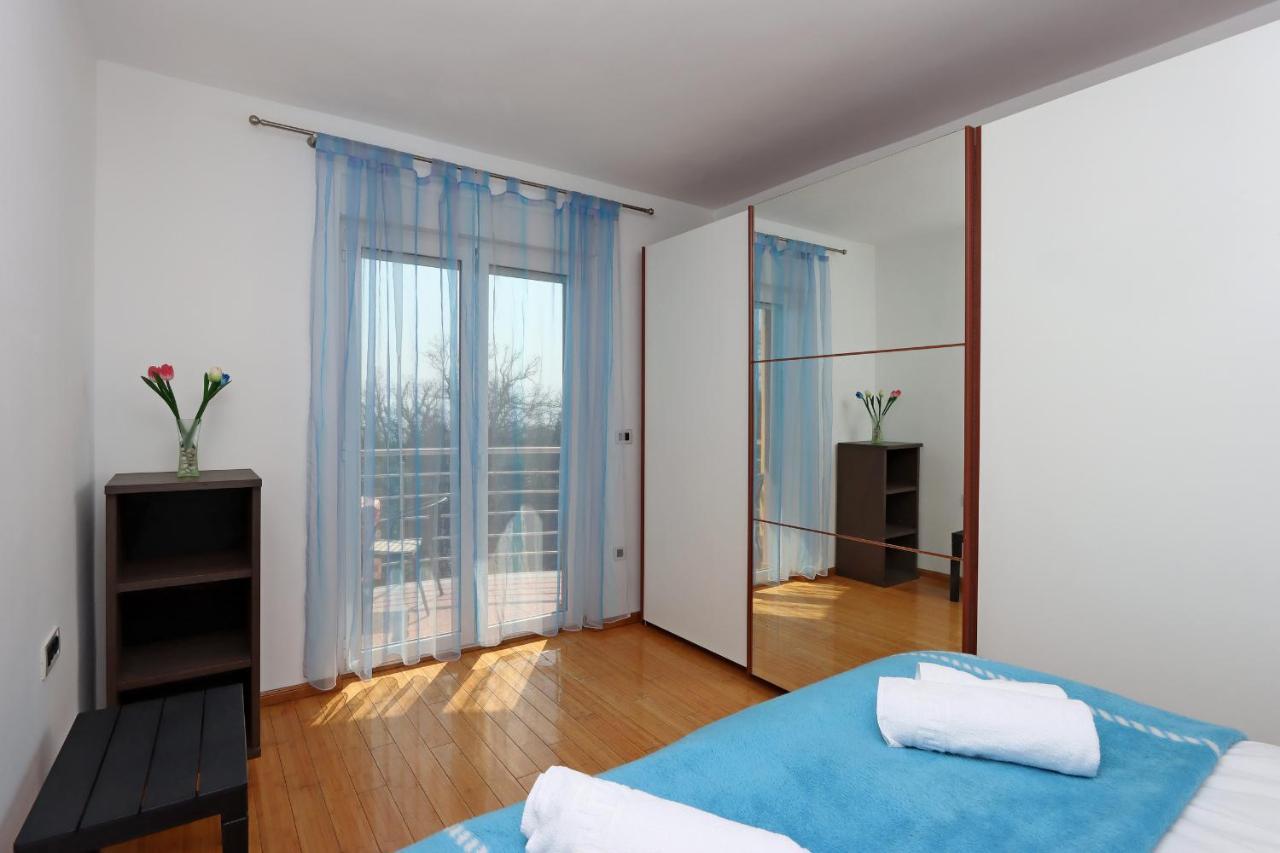 Starry Night - Smart Tv, Extra Big Bed, Big Bathtub, Private Parking, Sea View, Wifi, 2Bedrooms Volosko Exterior foto