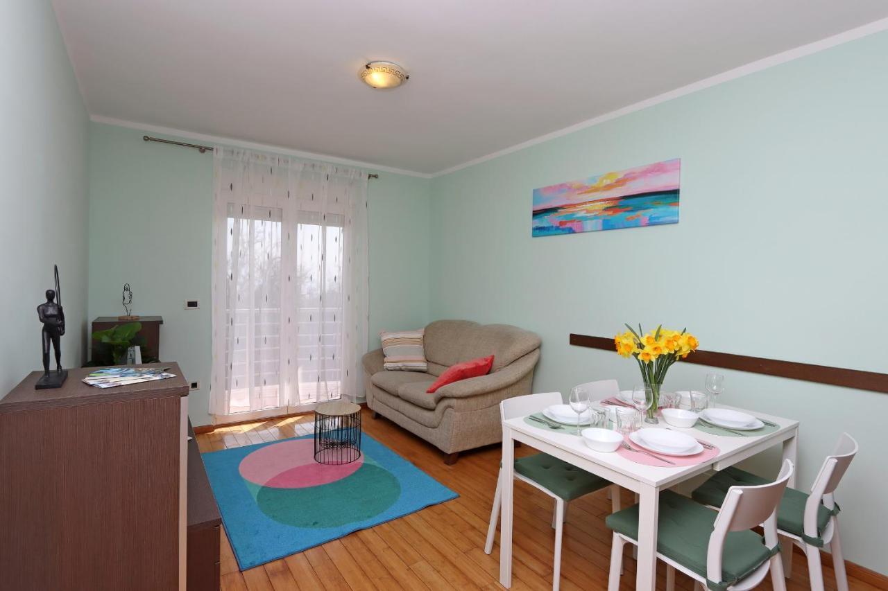 Starry Night - Smart Tv, Extra Big Bed, Big Bathtub, Private Parking, Sea View, Wifi, 2Bedrooms Volosko Exterior foto